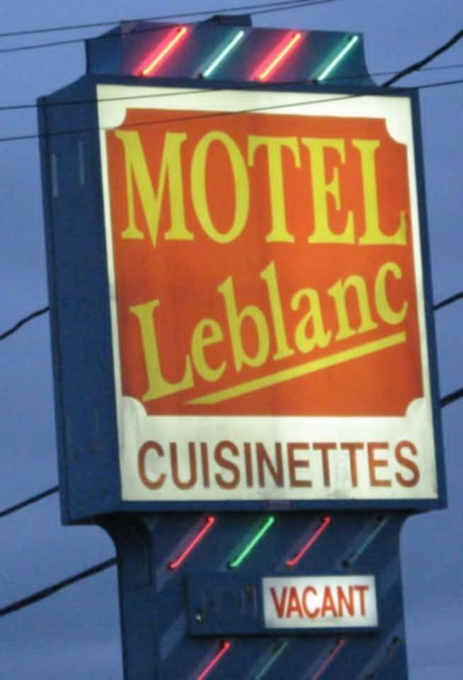 Motel Leblanc Carleton-sur-Mer Ngoại thất bức ảnh